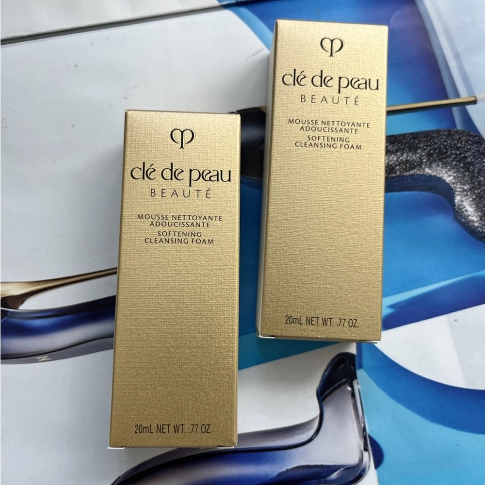 2x Cle de Peau Mouse Softening Cleansing Foam  0.77oz/20ml new